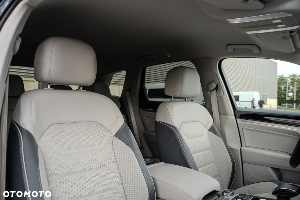 Volkswagen Touareg 4.0 V8 TDI SCR 4Mot R-Line - 19