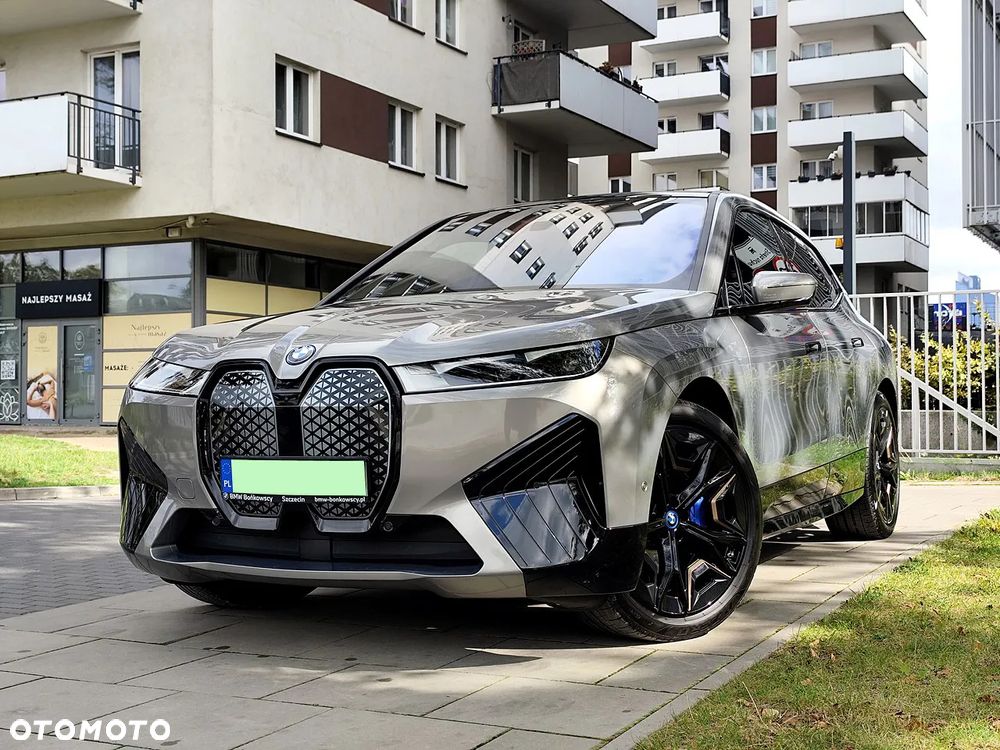 BMW iX xDrive40 76.6kWh Signature - 5