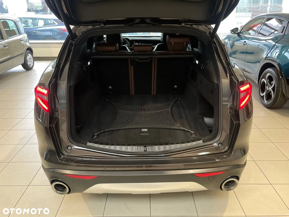 Alfa Romeo Stelvio 2.0 Turbo Sprint Q4 - 24