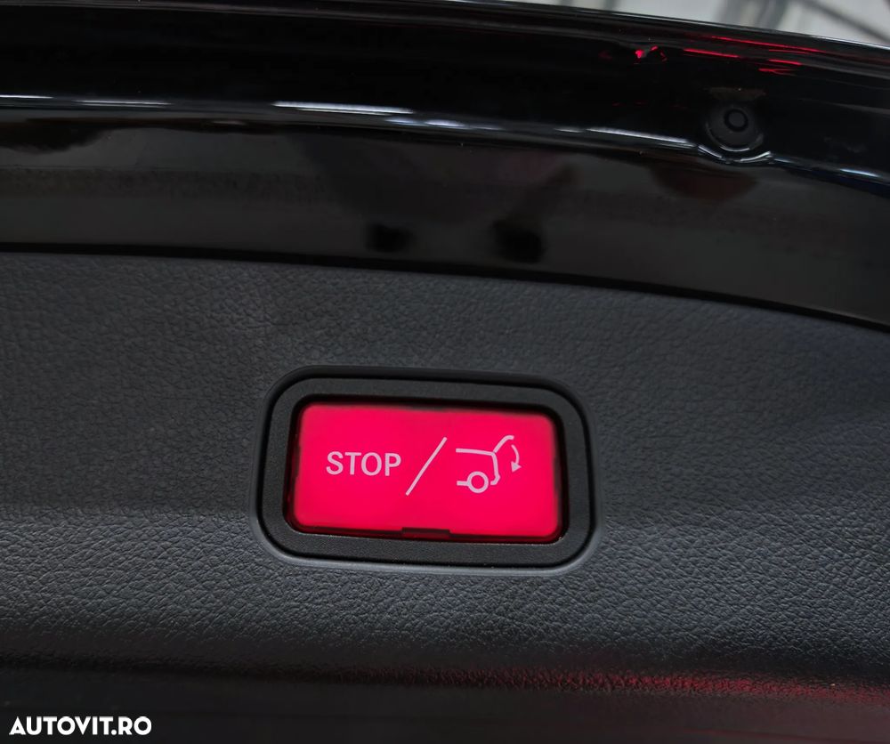 Mercedes-Benz GLC 200 4Matic 9G-TRONIC Avantgarde Advanced - 35