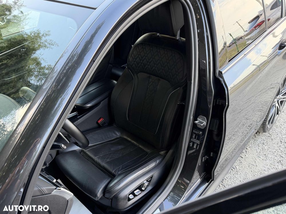 BMW Seria 5 520i Aut. Luxury Line - 8