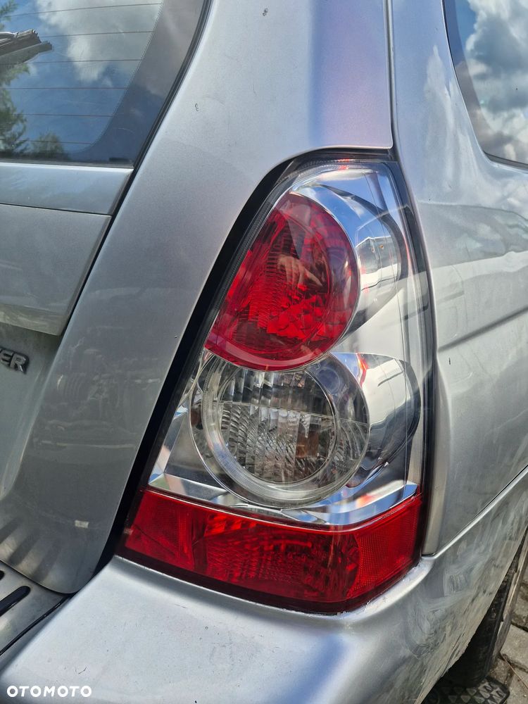 Lampa tył prawa lewa SUBARU FORESTER II - 2