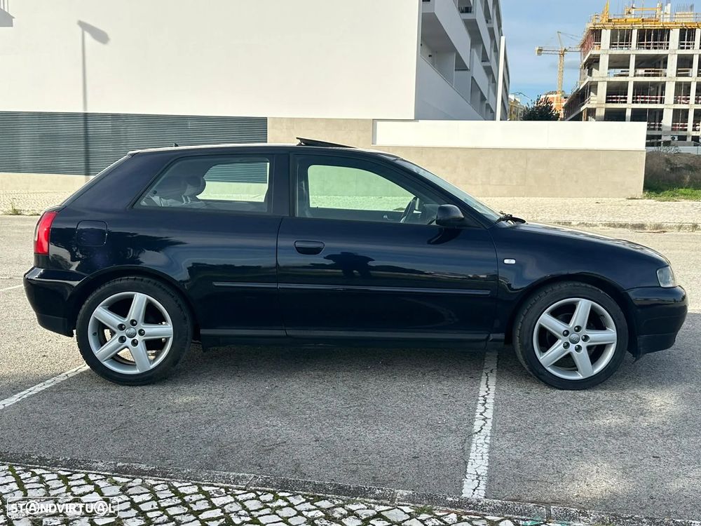 Audi A3 1.6 Ambiente - 11