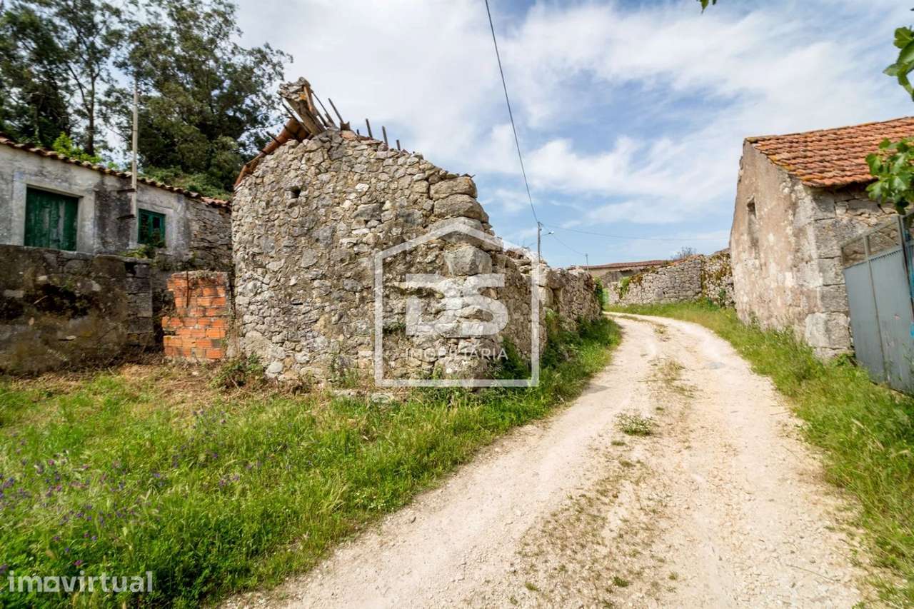 Moradia Devoluta T2 Venda em Arrimal e Mendiga,Porto de Mós - Grande imagem: 3/23