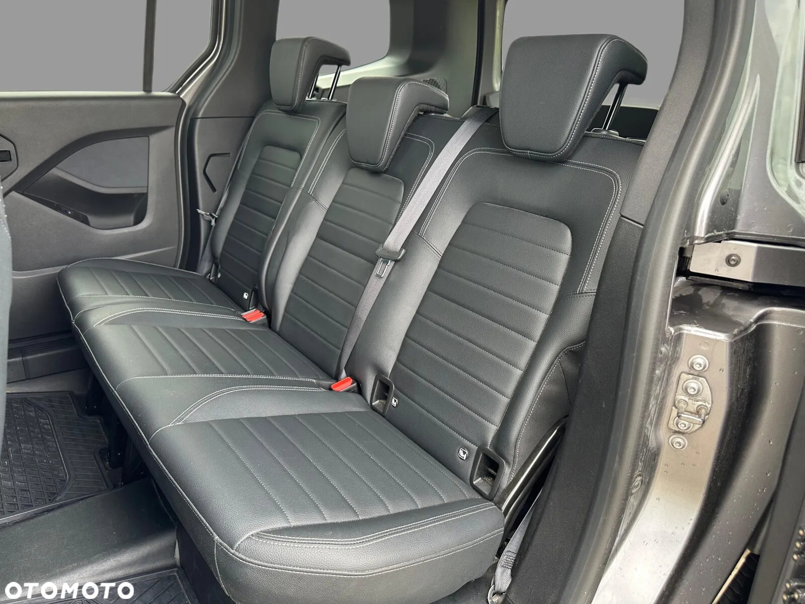 Mercedes-Benz Klasa T 180 d Progressive - 10