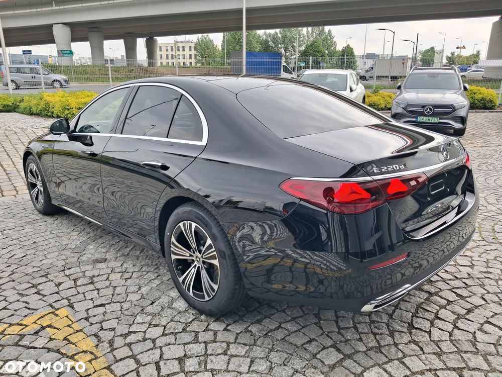 Mercedes-Benz Klasa E 220 d mHEV Avantgarde 9G-Tronic - 5