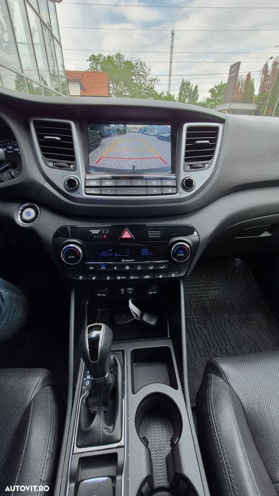 Hyundai Tucson 2.0 CRDI 4WD 6AT Luxury Pack+ - 14