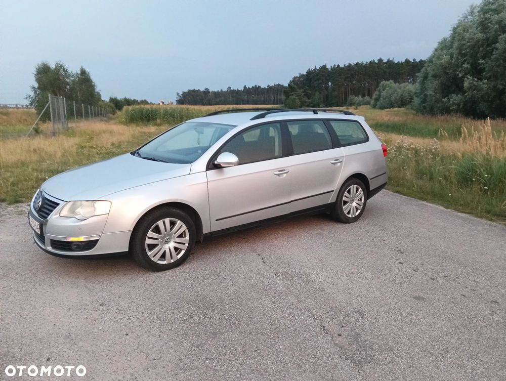Volkswagen Passat 2.0 TDI Comfortline DSG - 2
