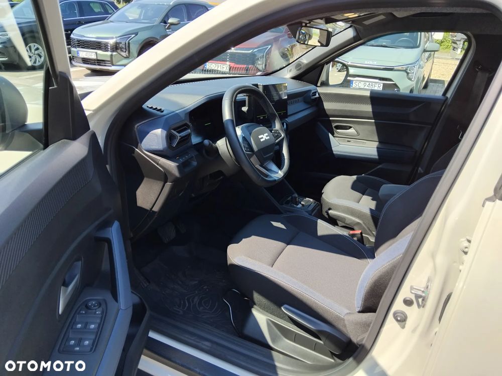 Dacia Duster 1.6 Full Hybrid 140 Expression MMT - 8