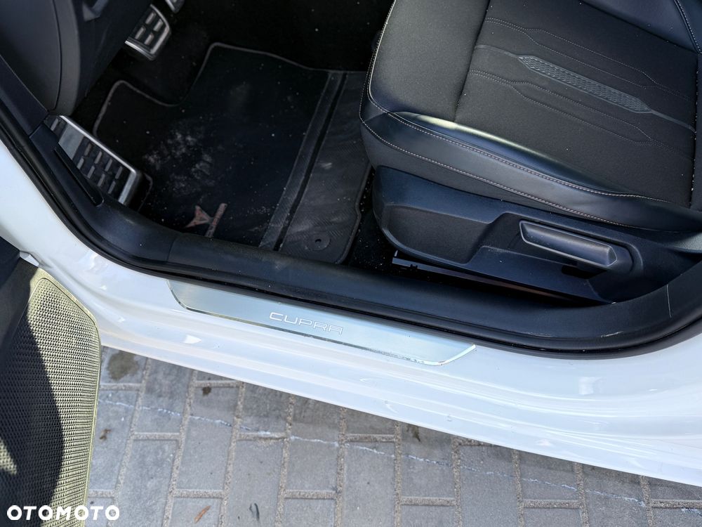 Cupra Leon 1.4 e-Hybrid PHEV DSG - 15