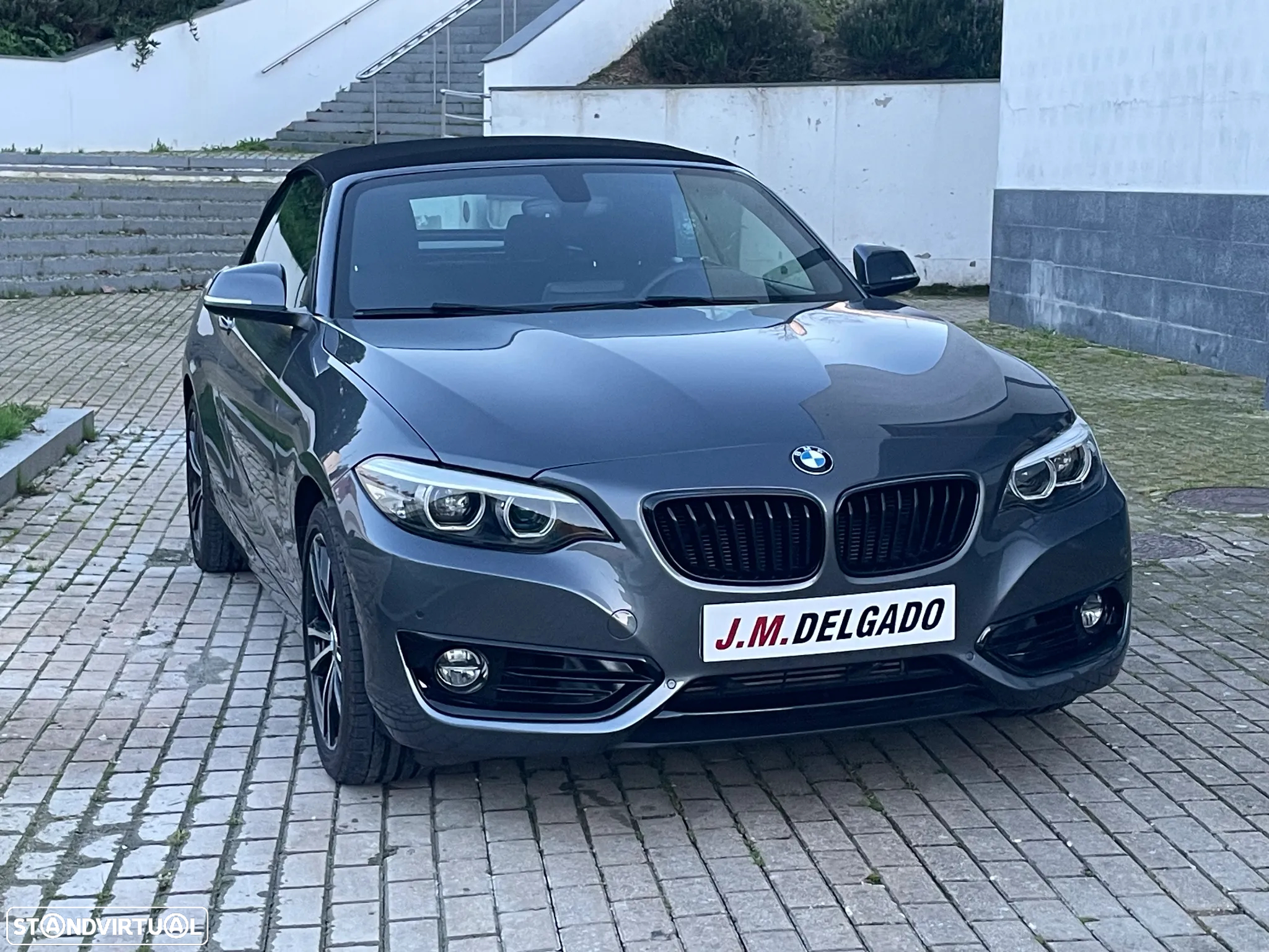 BMW 218 i Cabrio Line Sport Auto - 2