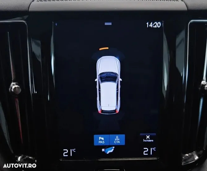 Volvo XC 60 D4 Momentum - 9