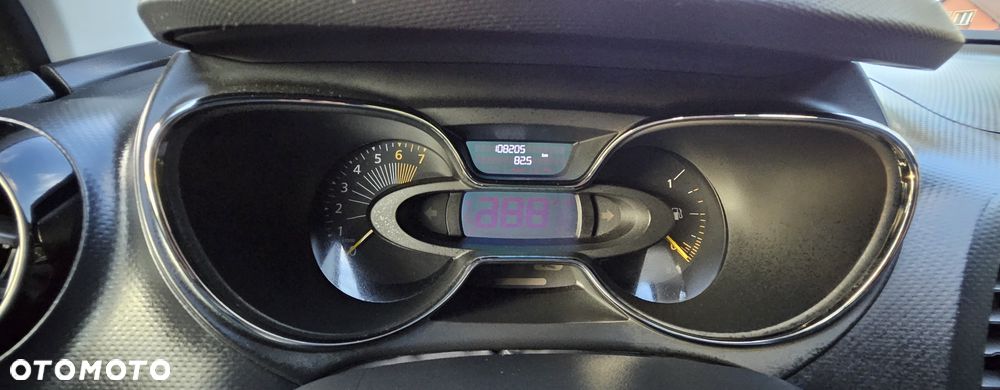 Renault Captur - 32