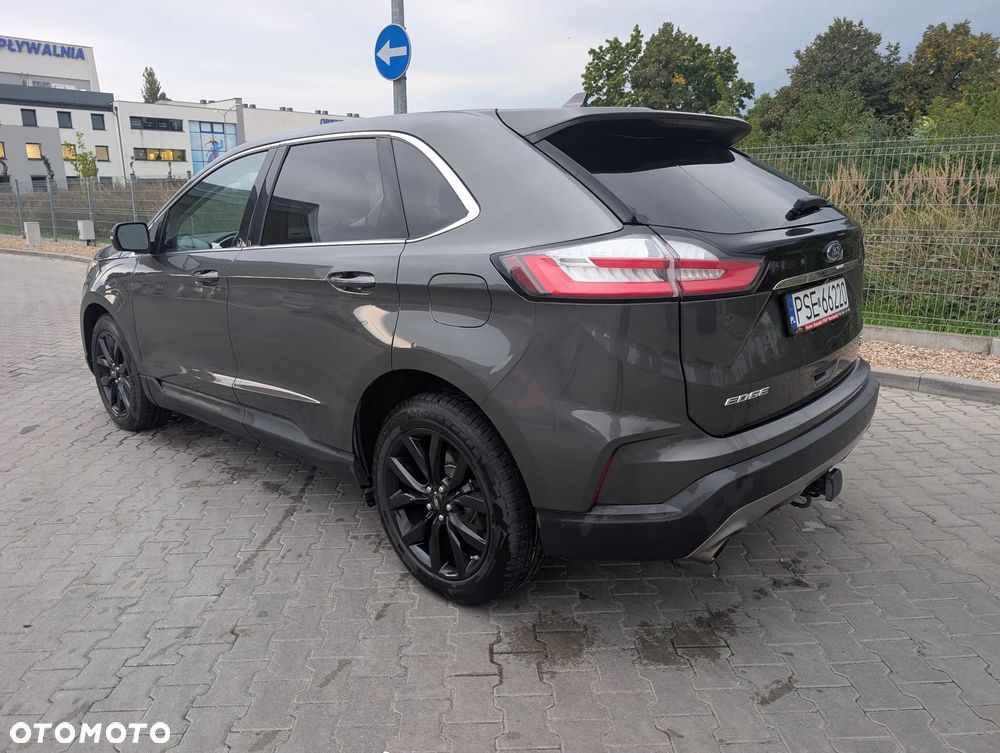 Ford Edge - 8