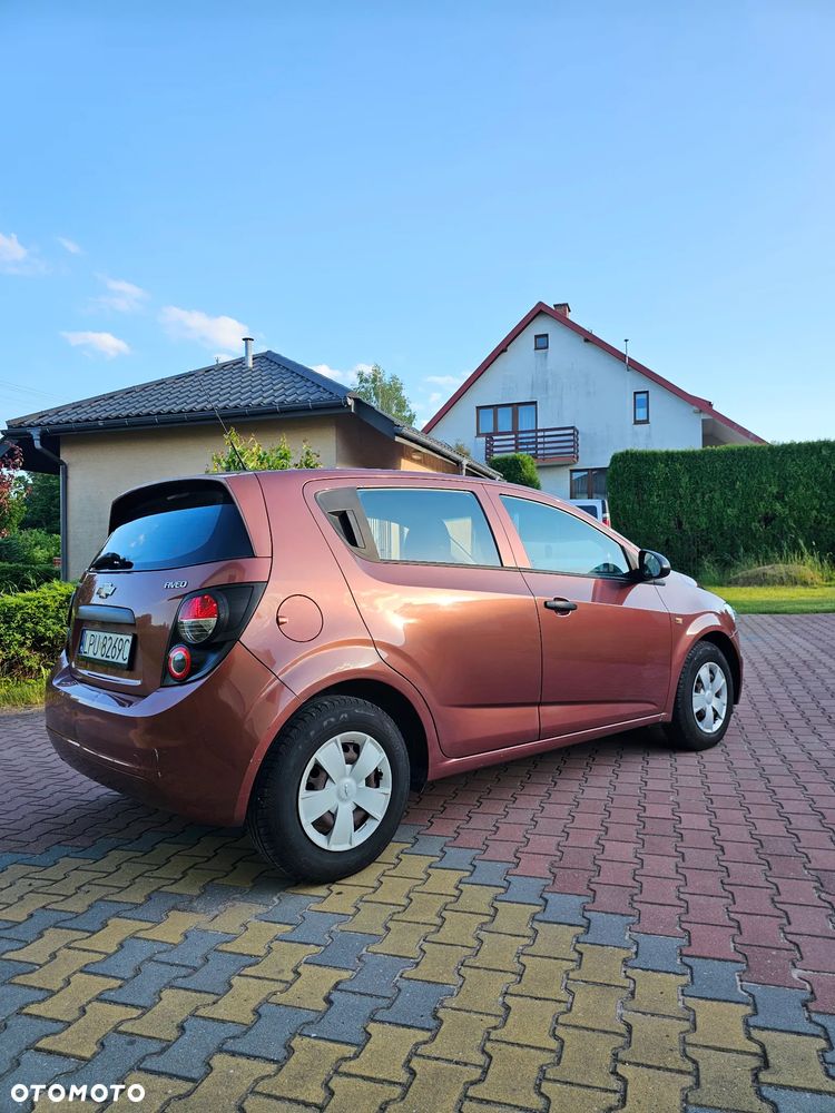 Chevrolet Aveo - 16