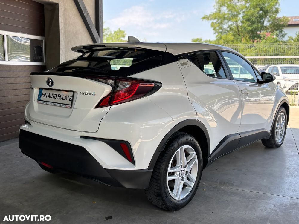 Toyota C-HR - 9