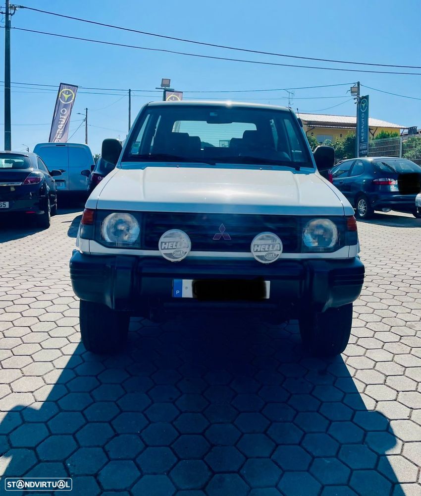 Mitsubishi Pajero - 4