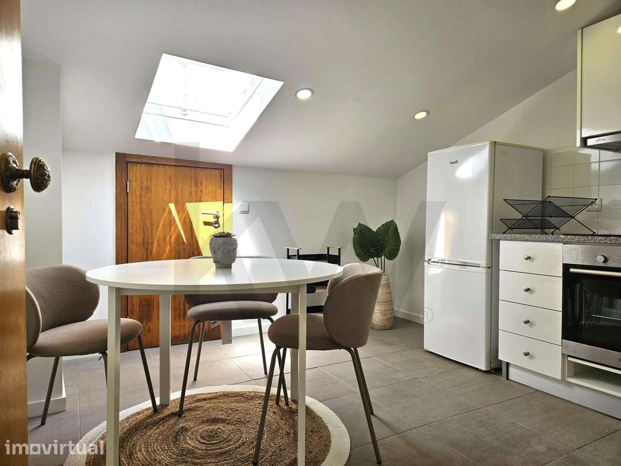 Apartamento T1 renovado e mobilado | Para arrendamento | Coimbra - Grande imagem: 5/15