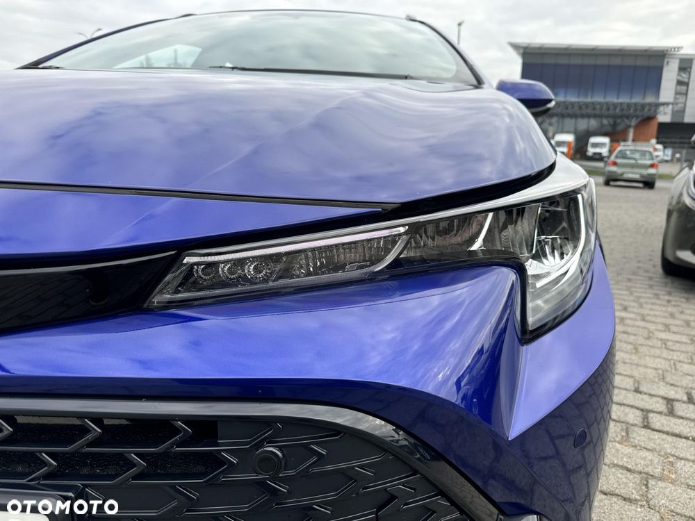 Toyota Corolla - 10