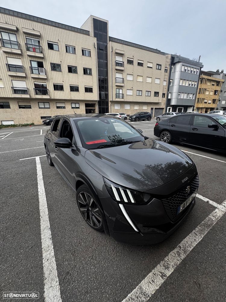 Peugeot 208 1.2 PureTech GT - 23