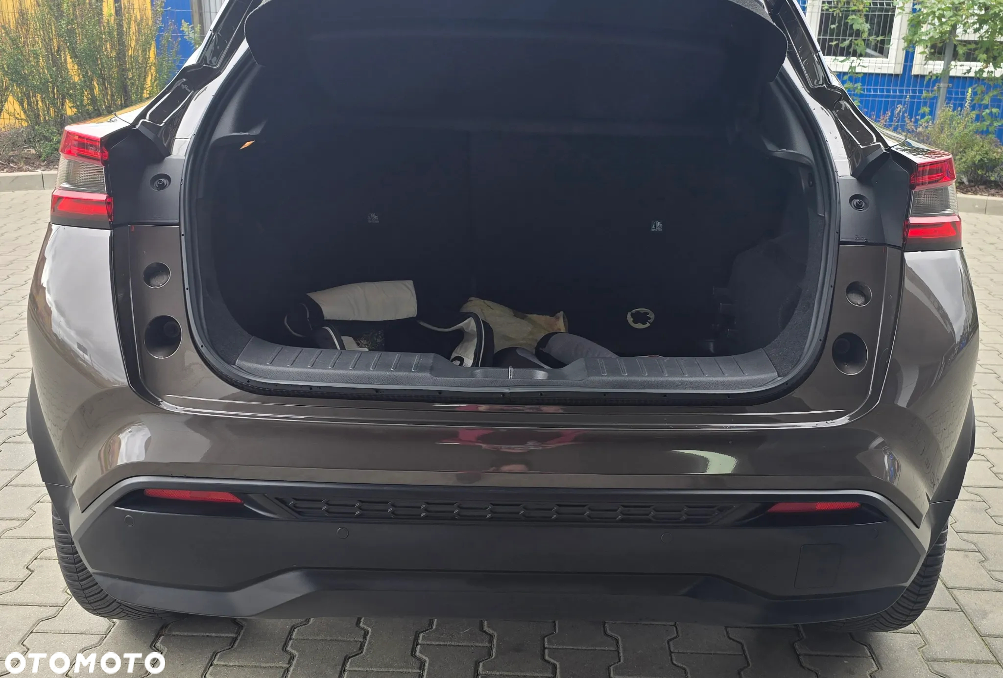 Nissan Juke 1.0 DIG-T Tekna - 10