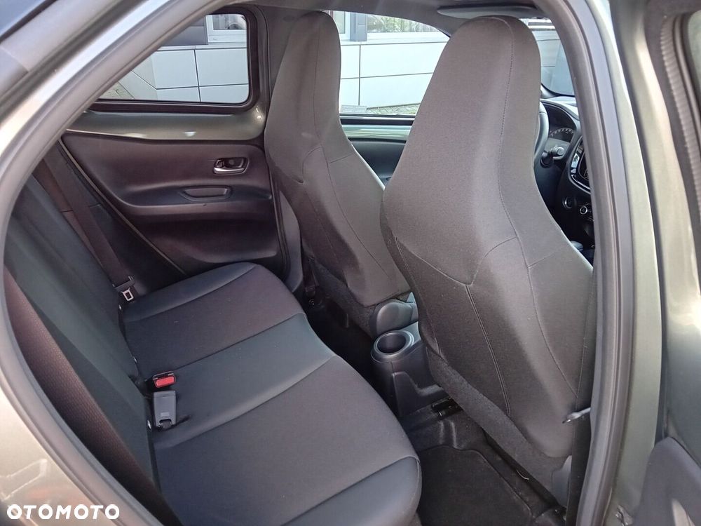 Toyota Aygo X 1.0 VVT-i Selection CVT - 17