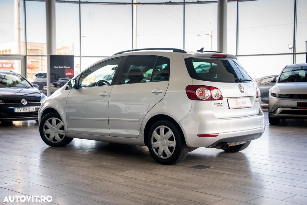 Volkswagen Golf Plus - 10