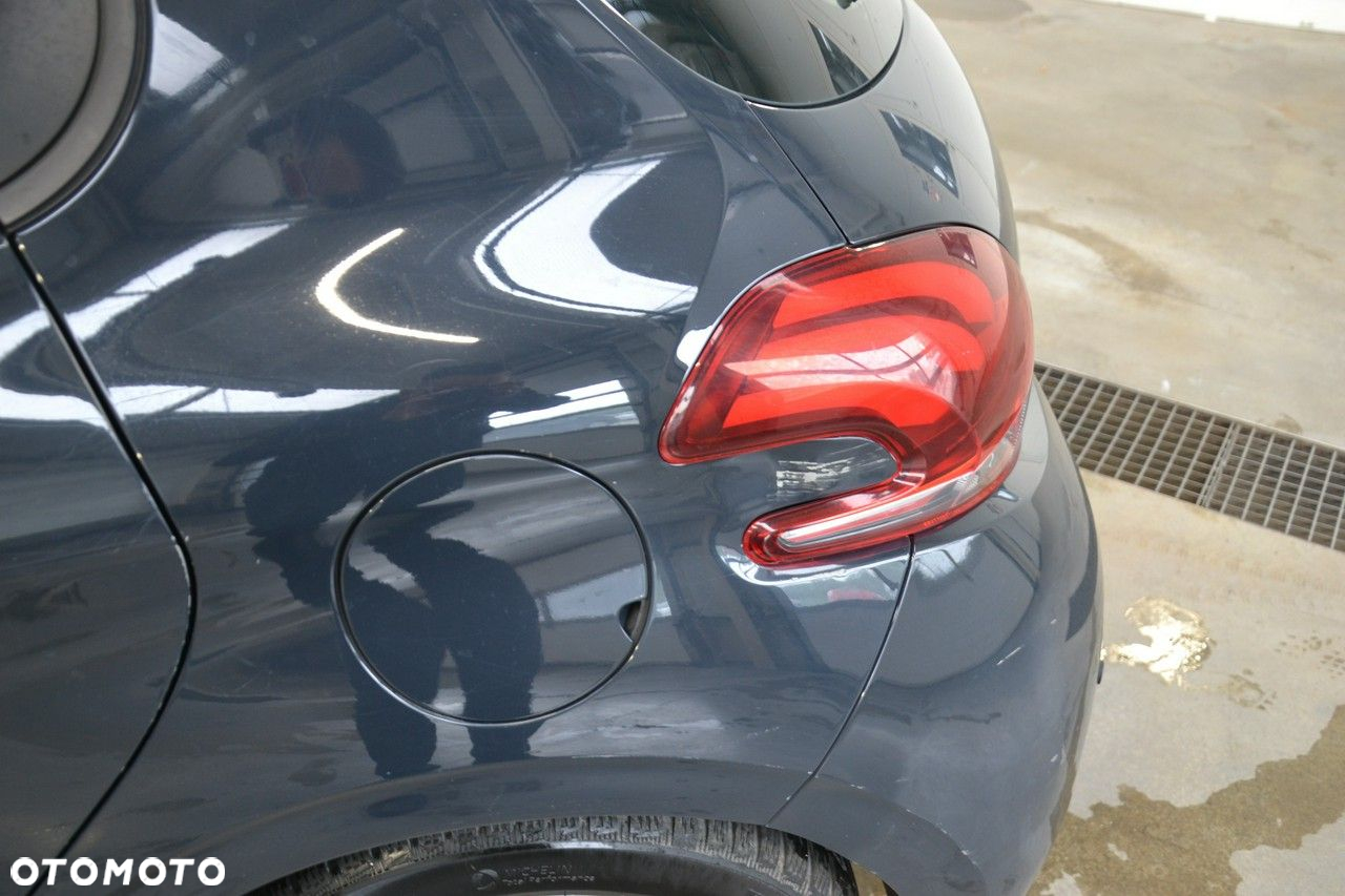 Peugeot 208 - 9