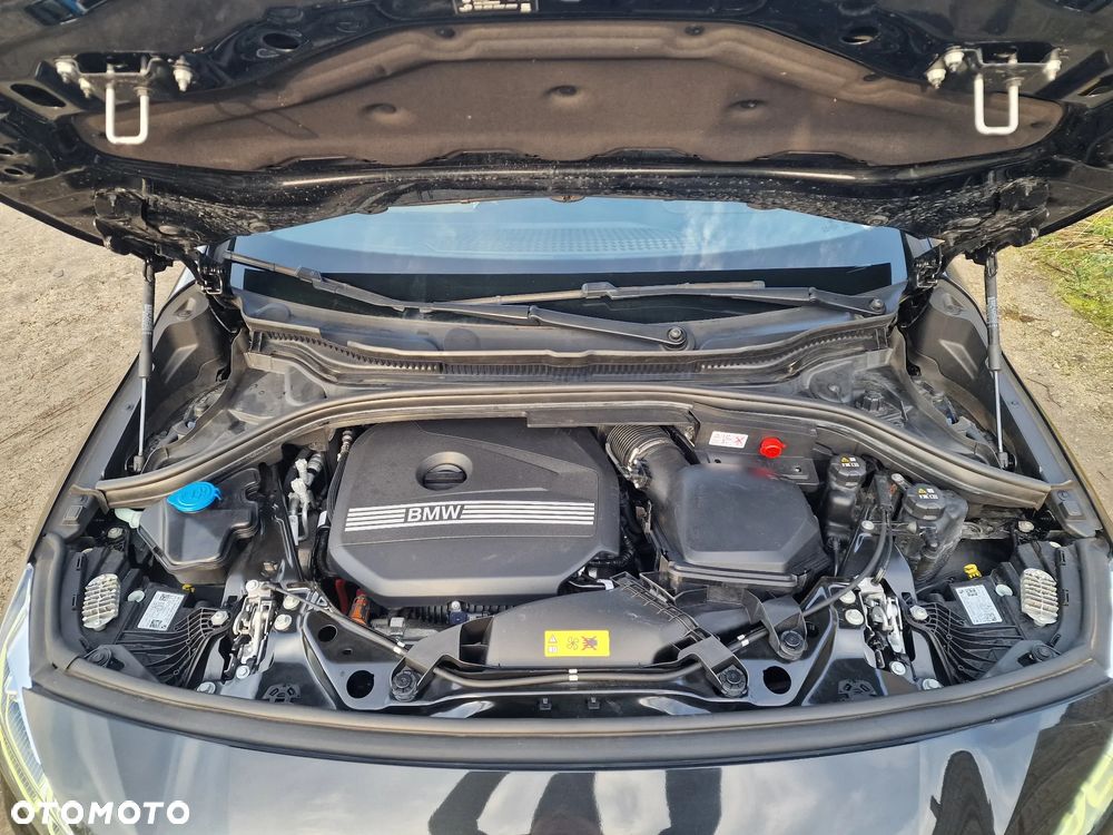 BMW Seria 2 225e xDrive Luxury Line - 33