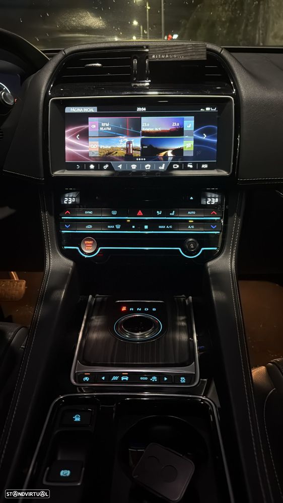 Jaguar F-Pace 20d Aut. R-Sport - 11