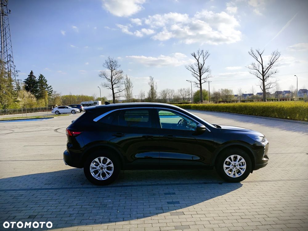 Ford Kuga - 17