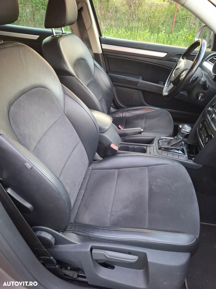 Skoda Superb 2.0 TDI DSG Elegance - 14