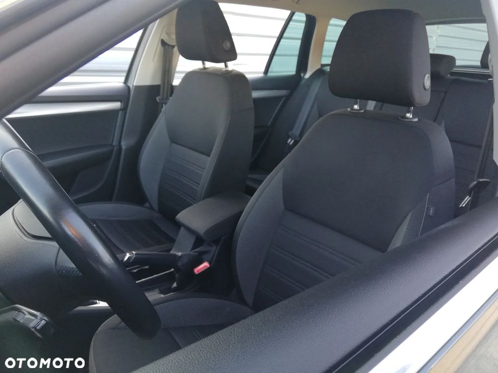 Skoda Octavia 1.0 TSI Drive - 9