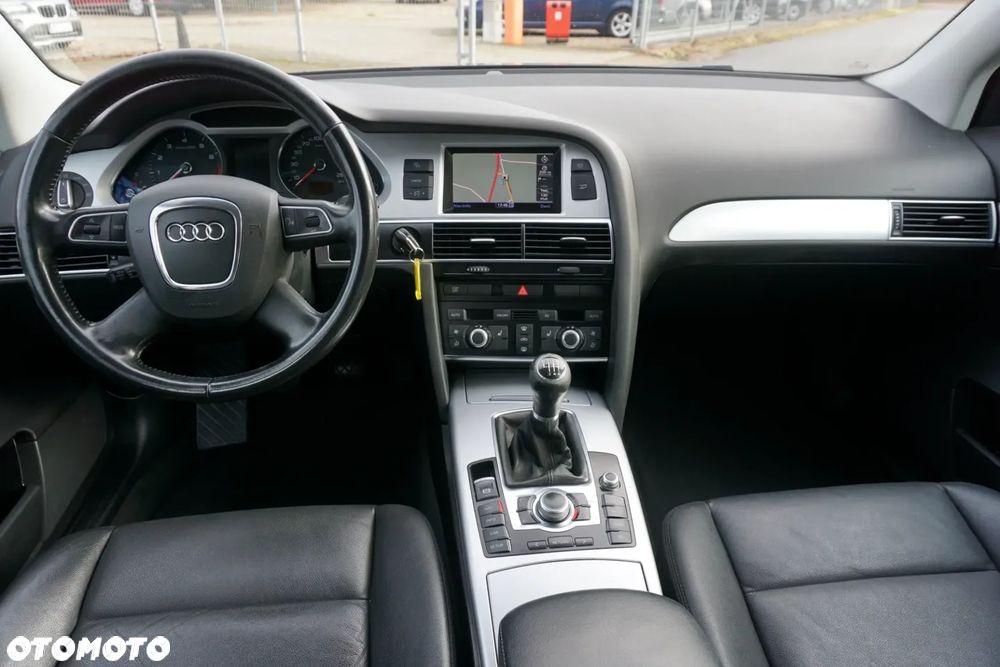 Audi A6 Avant - 13