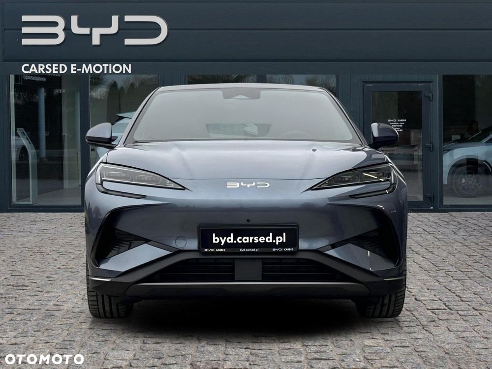 BYD Sealion 7 - 9