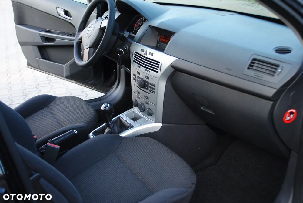 Opel Astra 1.6 Edition - 10