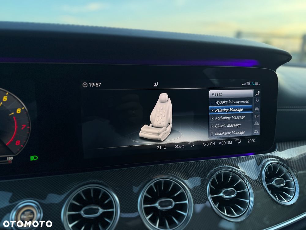 Mercedes-Benz Klasa E 400 4Matic 9G-TRONIC AMG Line - 7