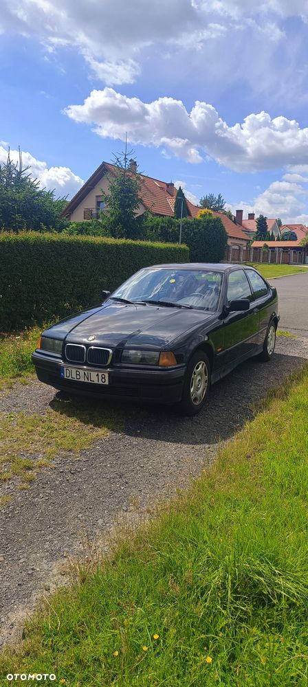 BMW Seria 3 316i - 1