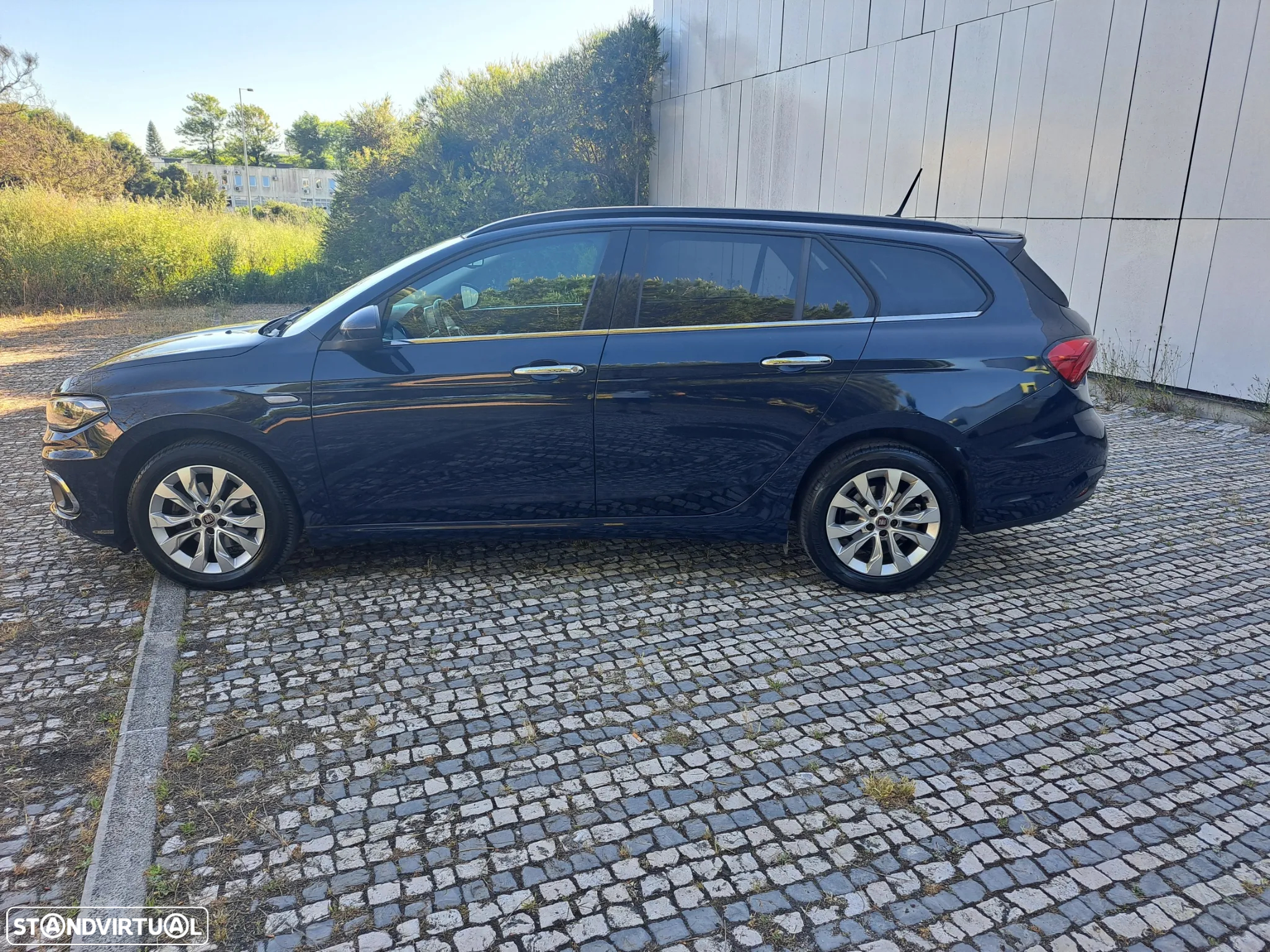 Fiat Tipo Station Wagon 1.3 M-Jet Lounge Tech - 16