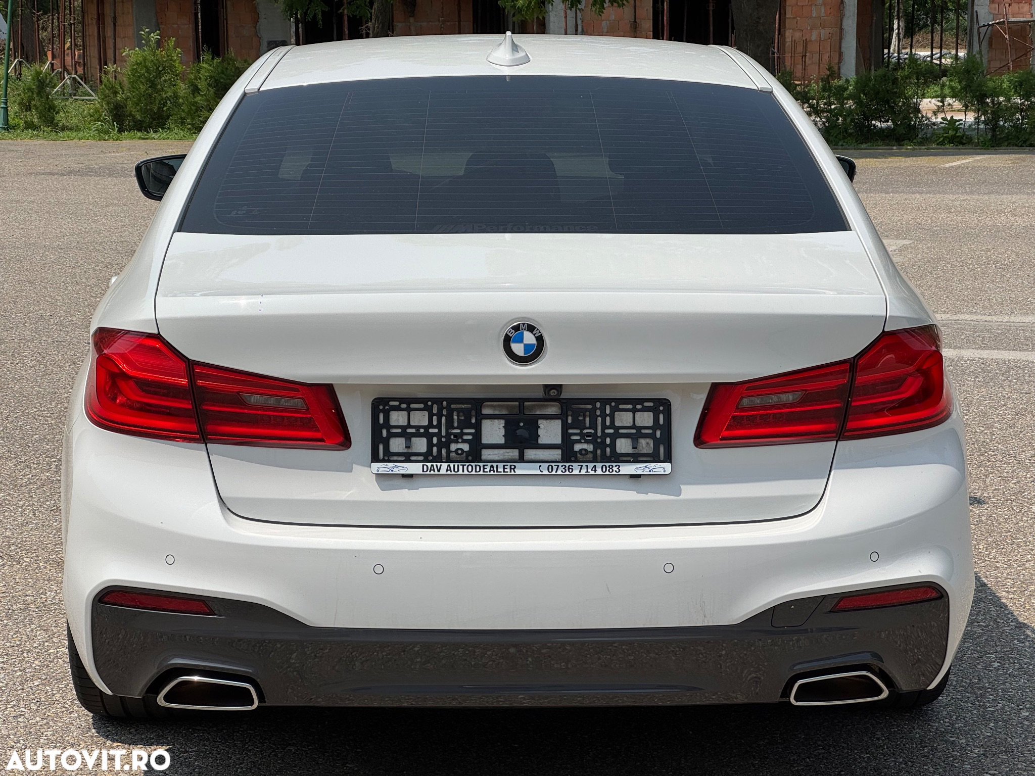 BMW Seria 5 520d Aut. M Sport Edition - 4