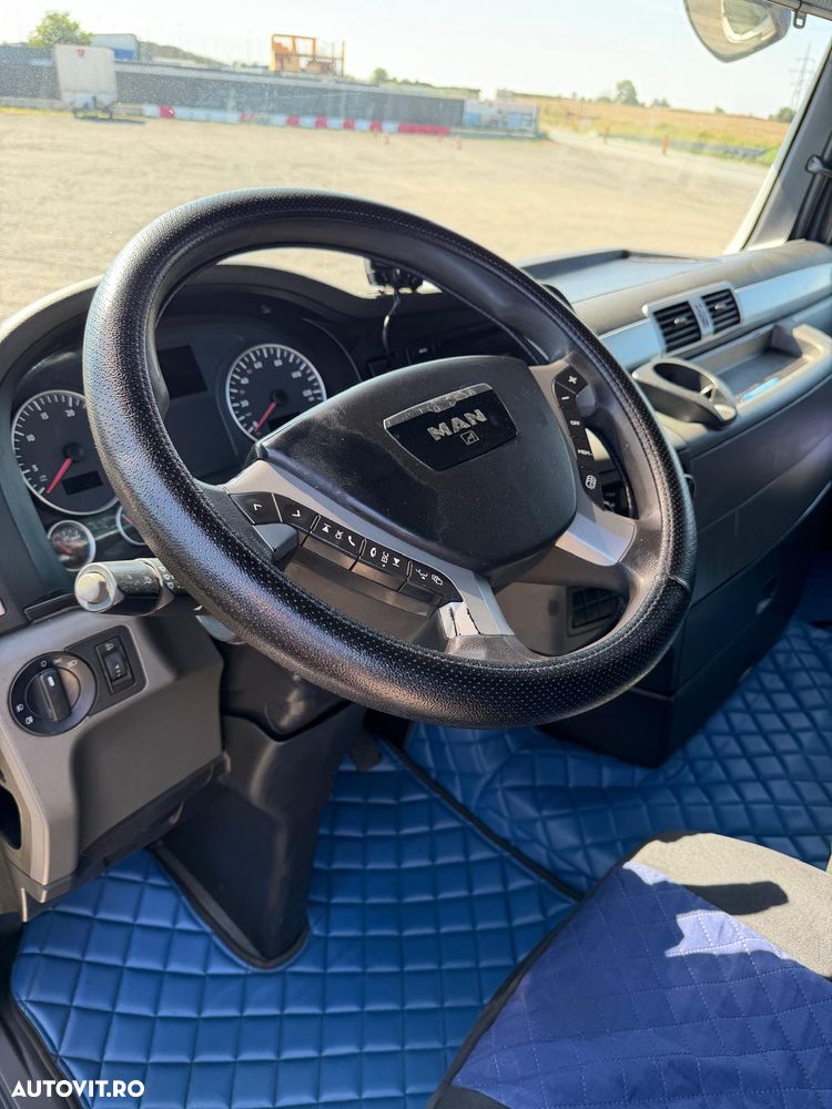 MAN TGX - 17