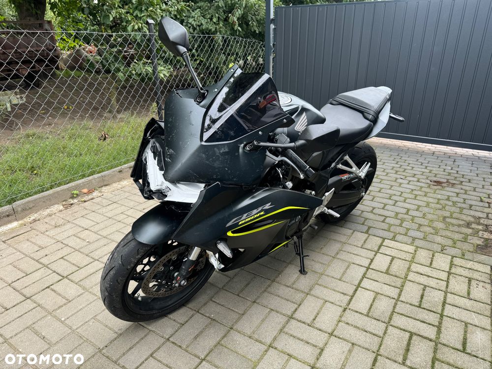 Honda CBR - 2