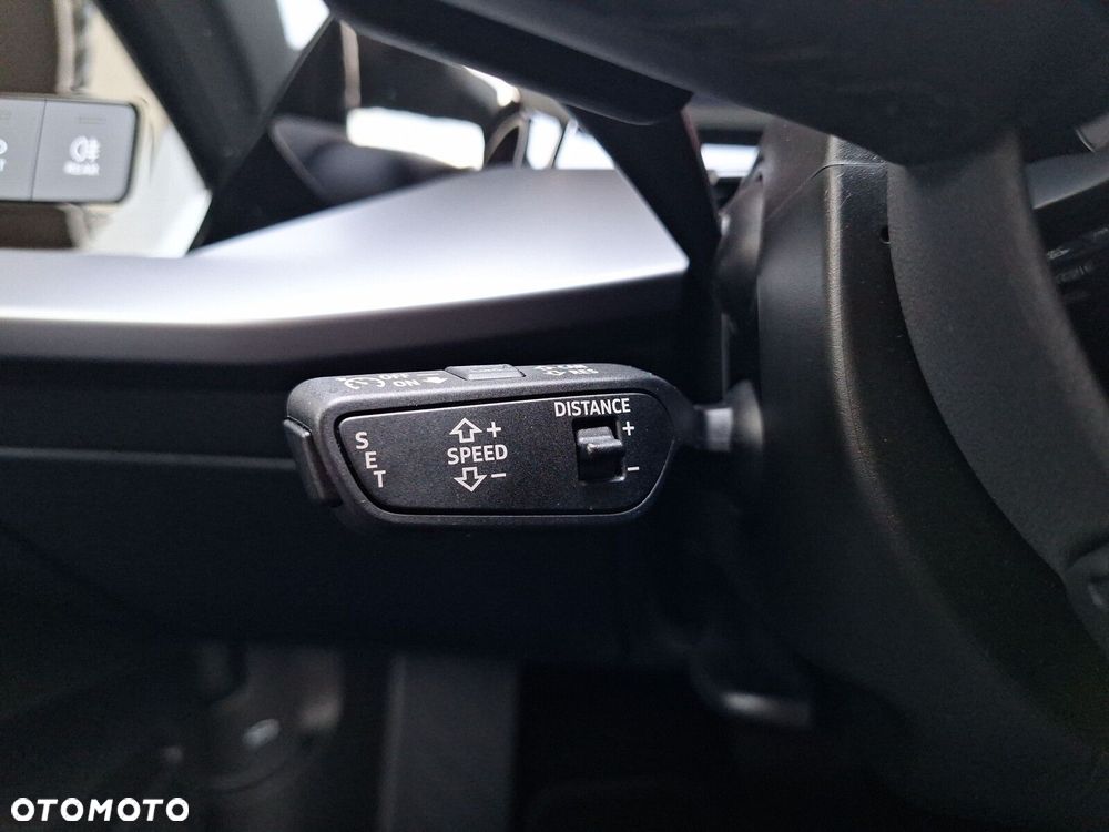 Audi A3 Sportback 35 TFSI mHEV S tronic - 23