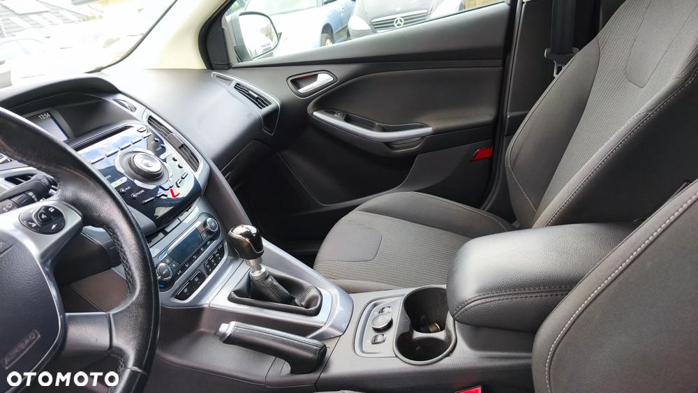 Ford Focus Turnier 1.6 EcoBoost Start-Stopp-System Titanium - 17