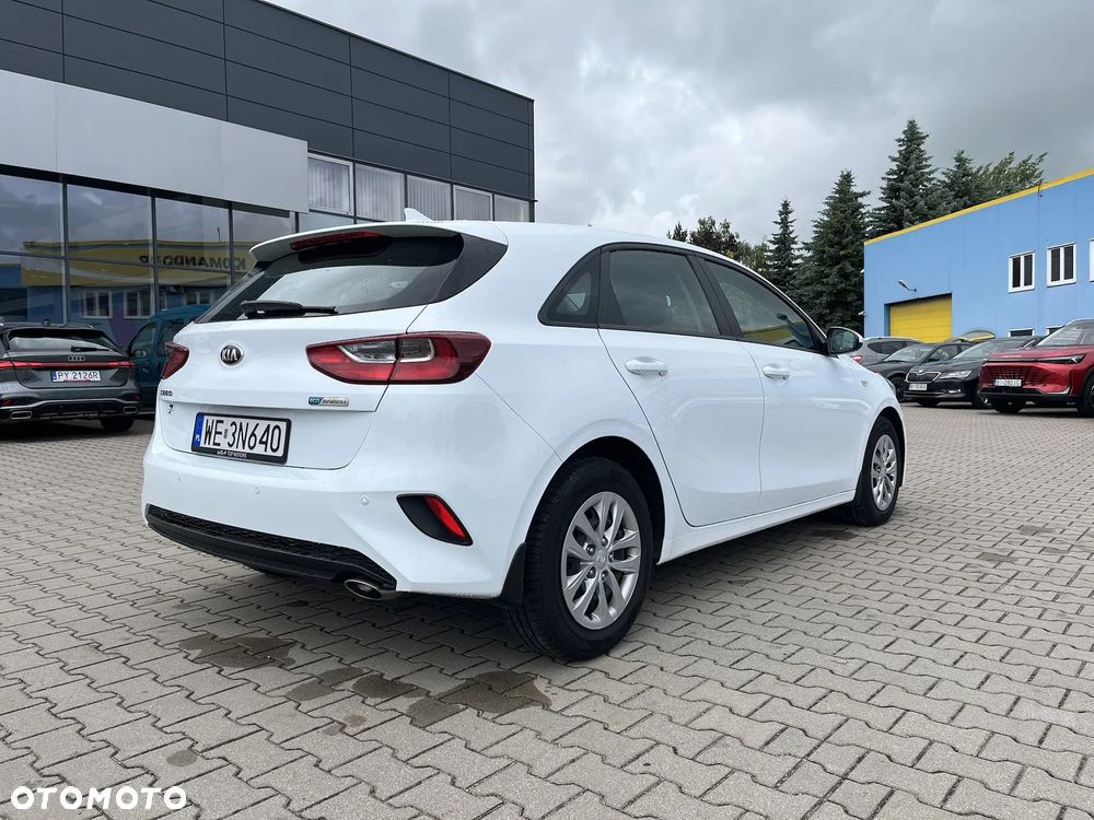 Kia Ceed 1.6 CRDi mHEV S - 7