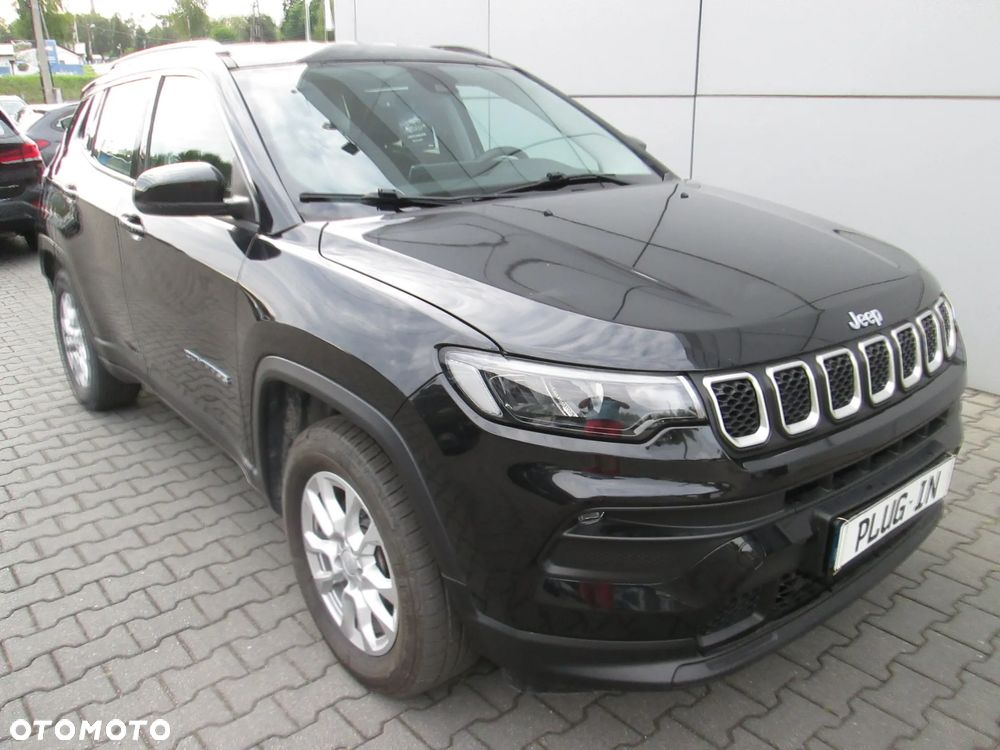 Jeep Compass - 10