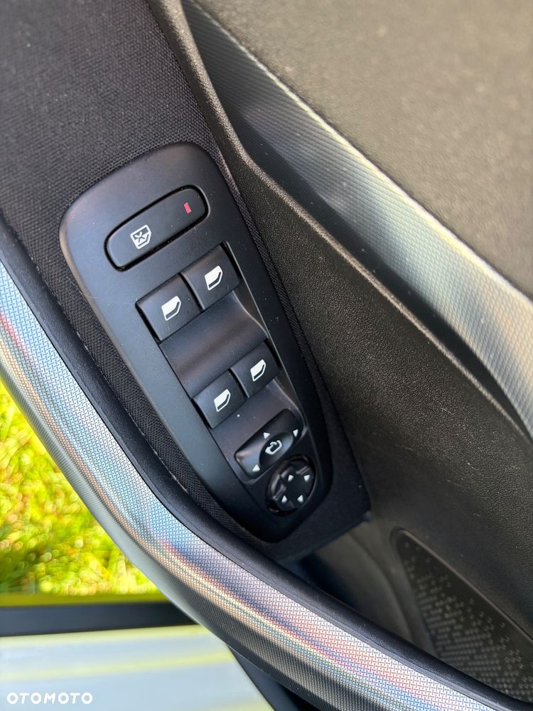 Peugeot 2008 PureTech 130 GPF Stop&Start Crossway - 17