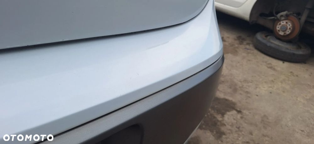 Fiat Grande Punto Evo Zderzak Tył Tylny Kod Lakieru 760A - 19