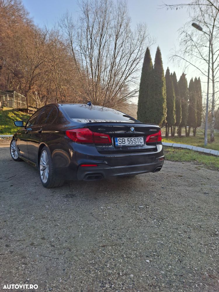 BMW Seria 5 550i xDrive - 4