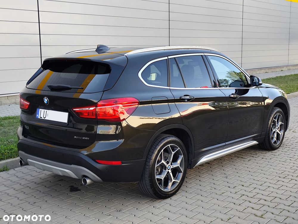 BMW X1 xDrive25i xLine sport - 2